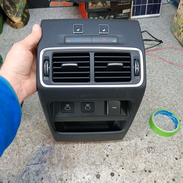 Подогрев сидений .