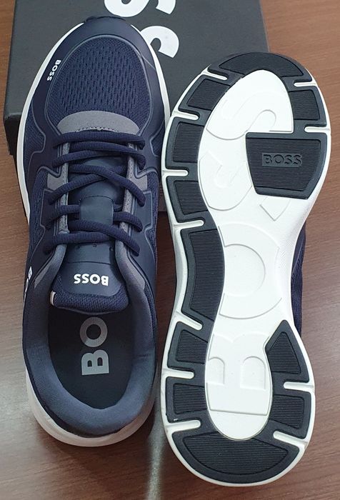 Armani Exchange, BOSS,Timberland, Tommy Hilfiger