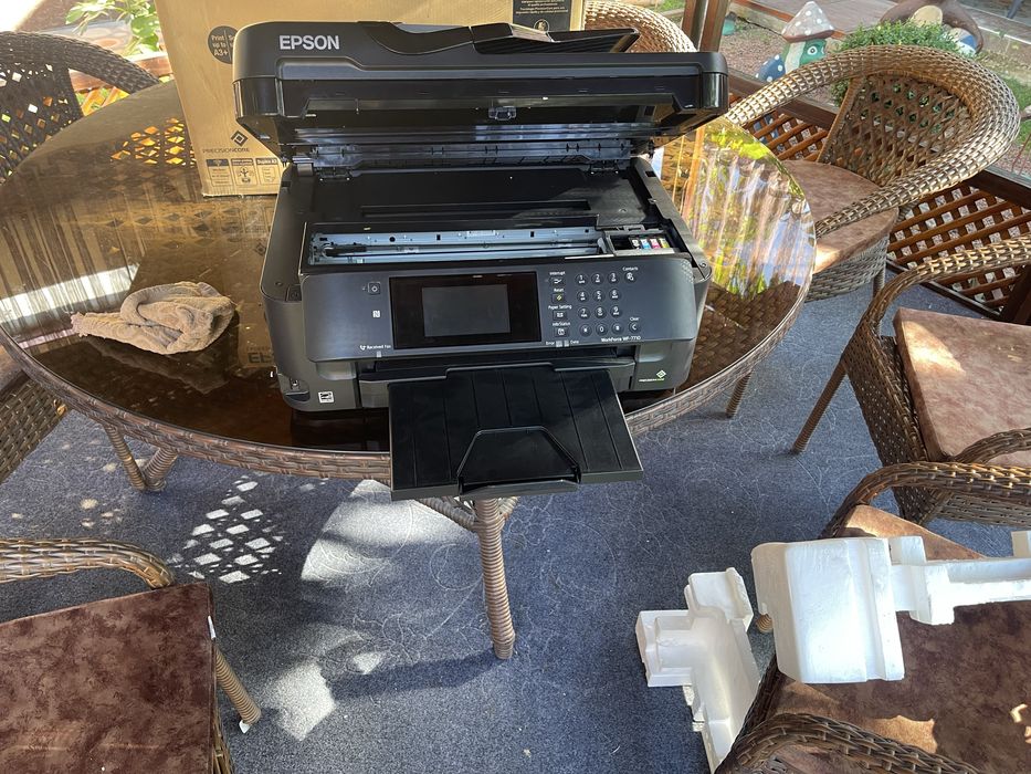 Продам малоиспользенный цветной принтер!! Epson WF7710DWF A3+ формате