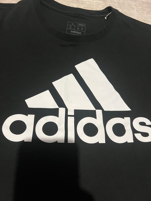 Adidas черна тениска