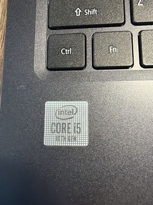 Laptop Acer 15 i5 10gen 8g 256g nvme Fhd