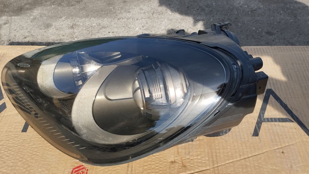 Ляв фар за Порше Кайен/ Porsche Cayenne