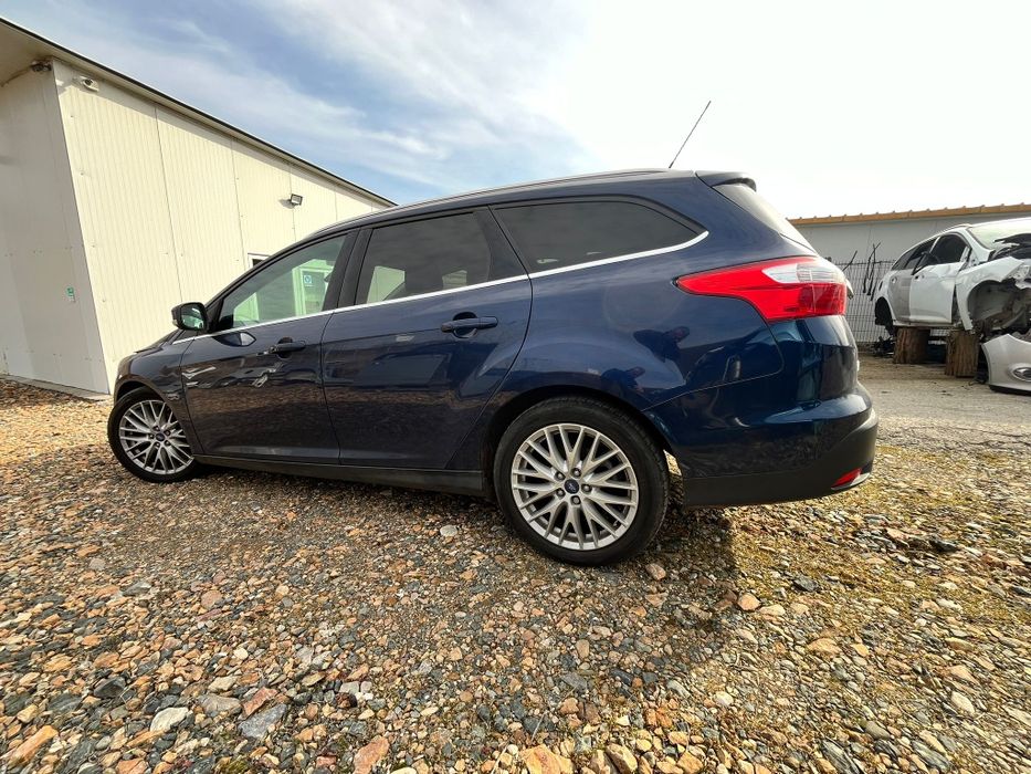 Dezmembrez Ford Focus 3 2.0tdci 2013 140cp