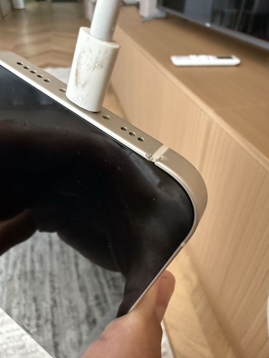 iPhone 12 в нерабочем состоянии