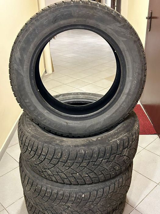Продам зимние шины