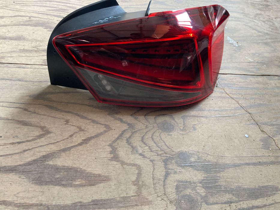 Ляв стоп за Seat Ibiza. 17-21. 6F. 6Ф. 
6F0945208J.