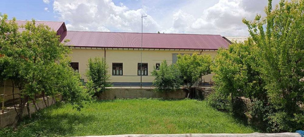 Яшашга кулай 8.22 сотихли ховли сотилади