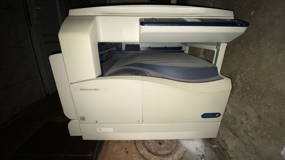 Принтер продам бу один рабочий другой нет