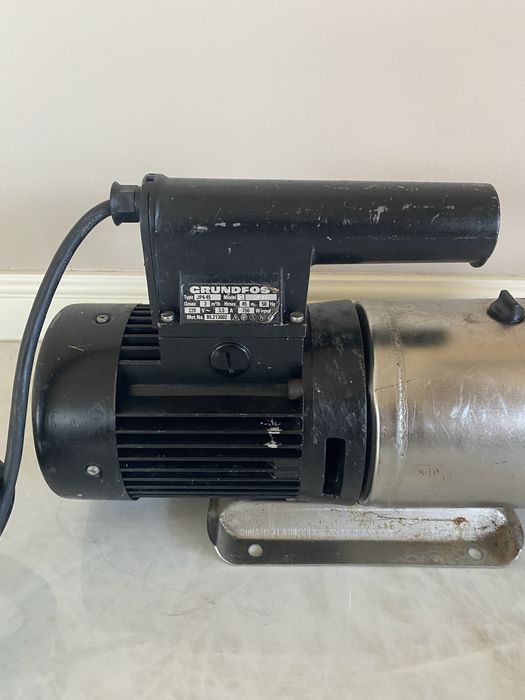 Pompa apa Grundfos de suprafata