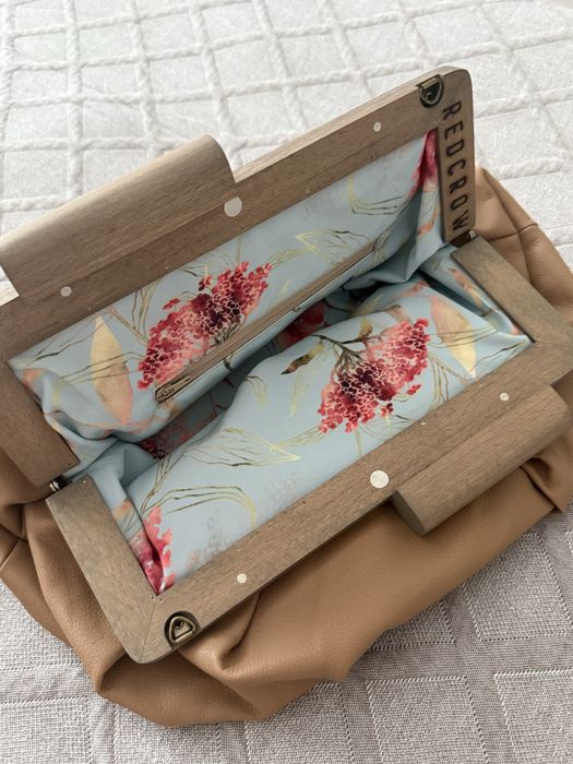 Сумка Redcrow казахстанский бренд