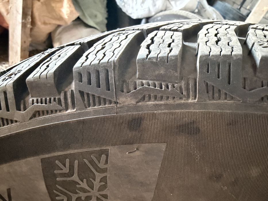 Шины Мишлен в отличном состоянии