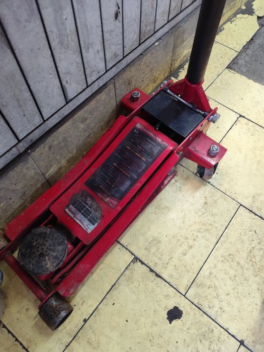 Echipament Atelier Rreparatii AutoDe vânzare