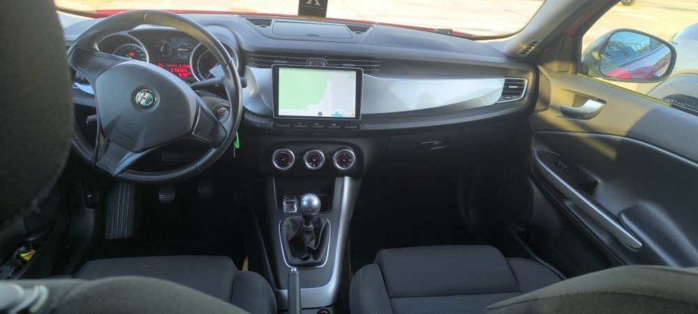 ALFA ROMEO Giulietta 2012 — imagine 4