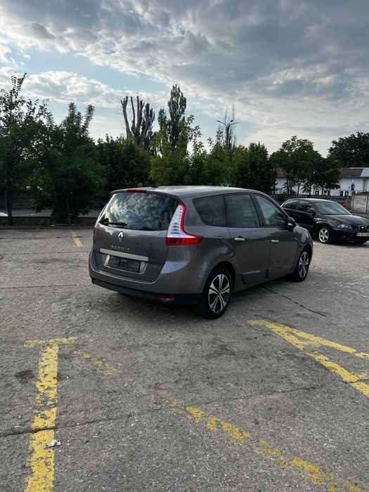 RENAULT Grand Scenic 0 — imagine 3
