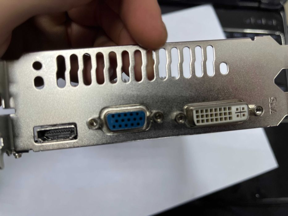 Видеокарта GeForce GT430-Graphic 1 ГБ