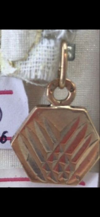 Золотой кулон за 1 гр. 45000 тг.