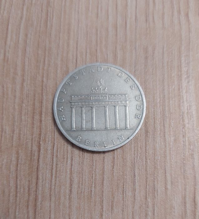 Монети 5 Mark и 10 Mark, Deutsche Demokratische Republik
