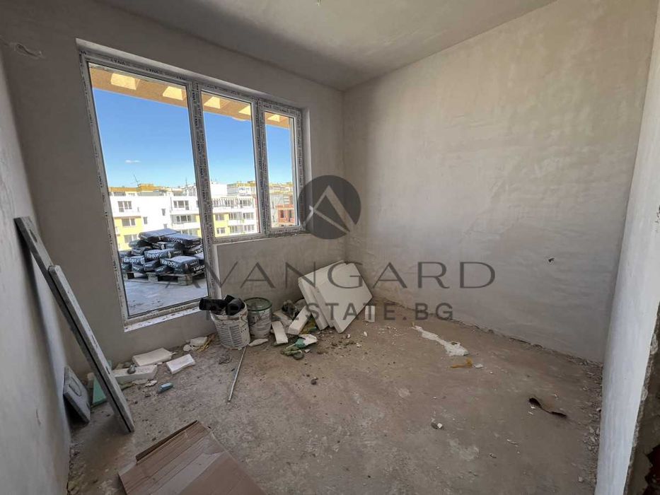 Продава се Тристаен апартамент в Пловдив, Кючук Париж - 110 кв.м за 890 €/кв.м - Снимка #2