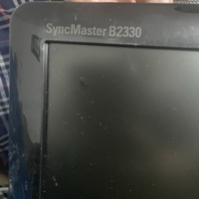 Монитор d=24см Samsung