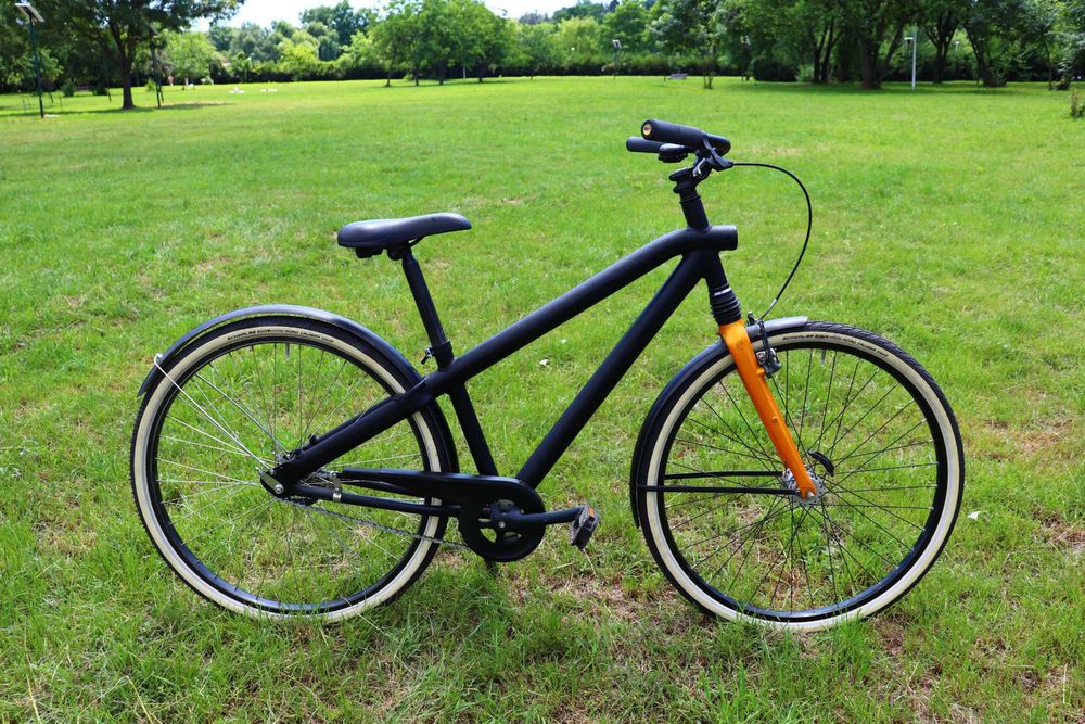 Bicicleta de oras VanMoof F6 Custom, marime M, Roti 28, Furca Bontrager monoshock
