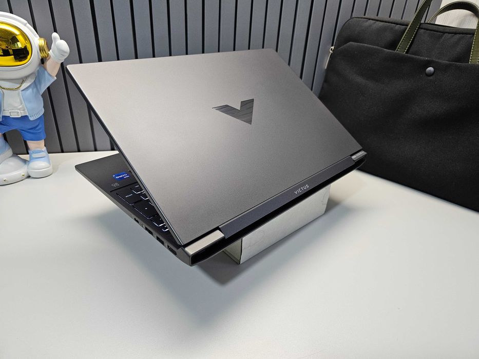 ПРОДАМ Victus 15F Игровой Ноутбук Core™ i7-12650H/16GB/512GB/RTX3050Ti
