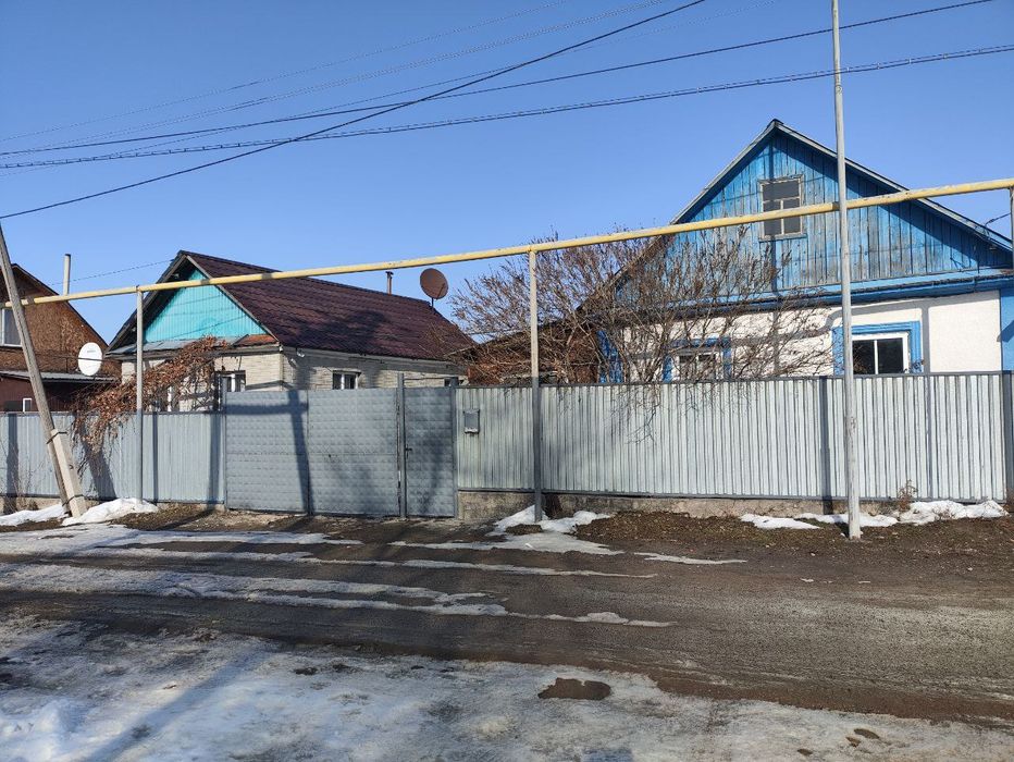 Продается Два Дома и Баня из дерева  Есие