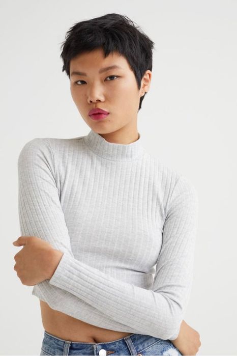 Bluza HM gri deschis noua