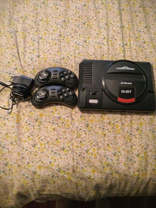 Vând Consolă Sega mega drive flashback (Atgames)