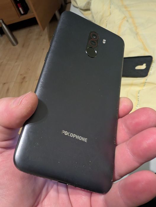 Xiaomi Poco Pocophone F1 128gb 6gb ram Snapdragon