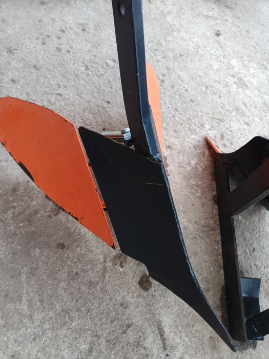 Рало и браздир за мотофреза