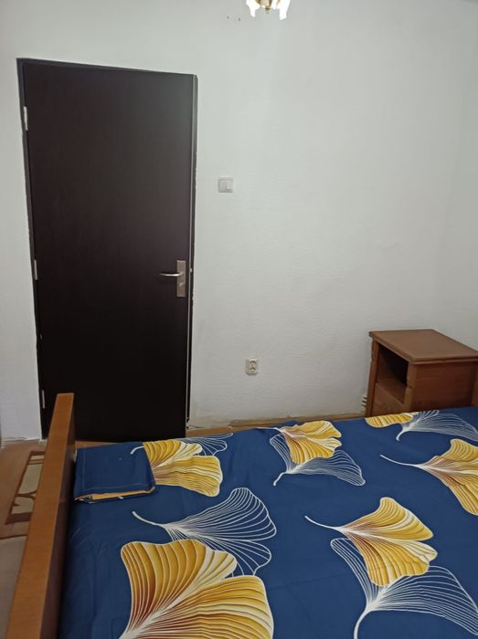 Inchiriez apartament 3 camere zona centrala - View 6