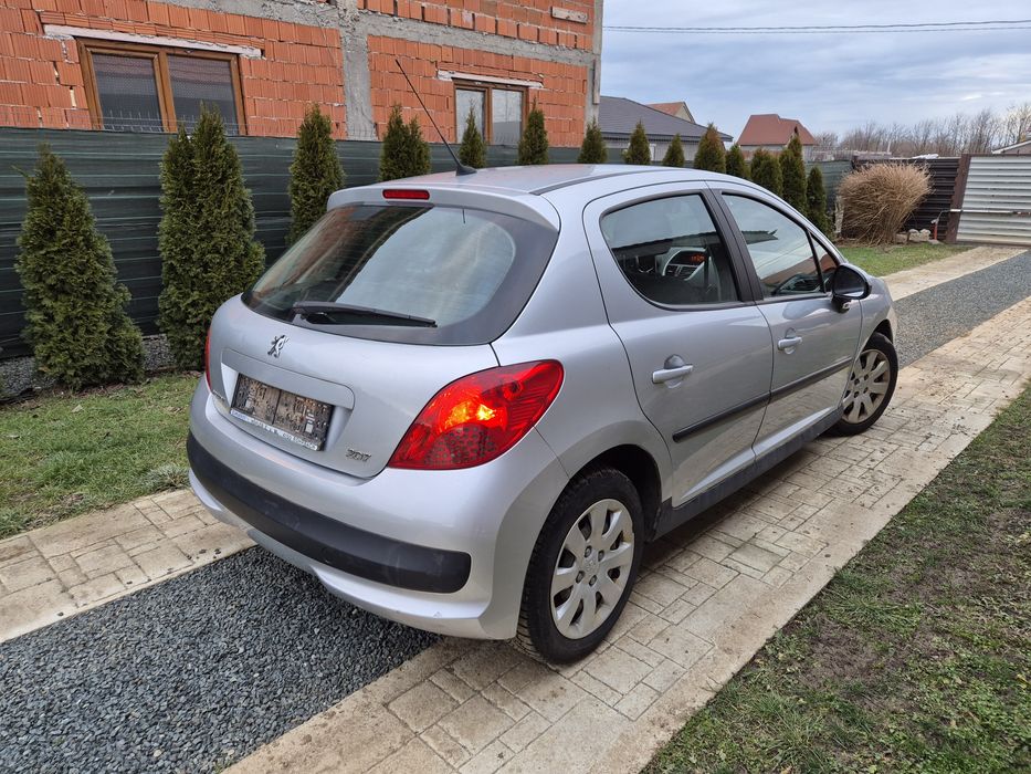 Peugeot 207 1.4 HDI Facelift euro4 cu 76000!!! km