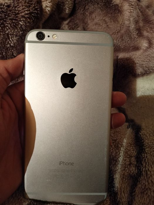 iPhone 6 plus и айфон тайпси бар