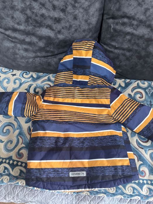 Детская куртка для 2-3 лет