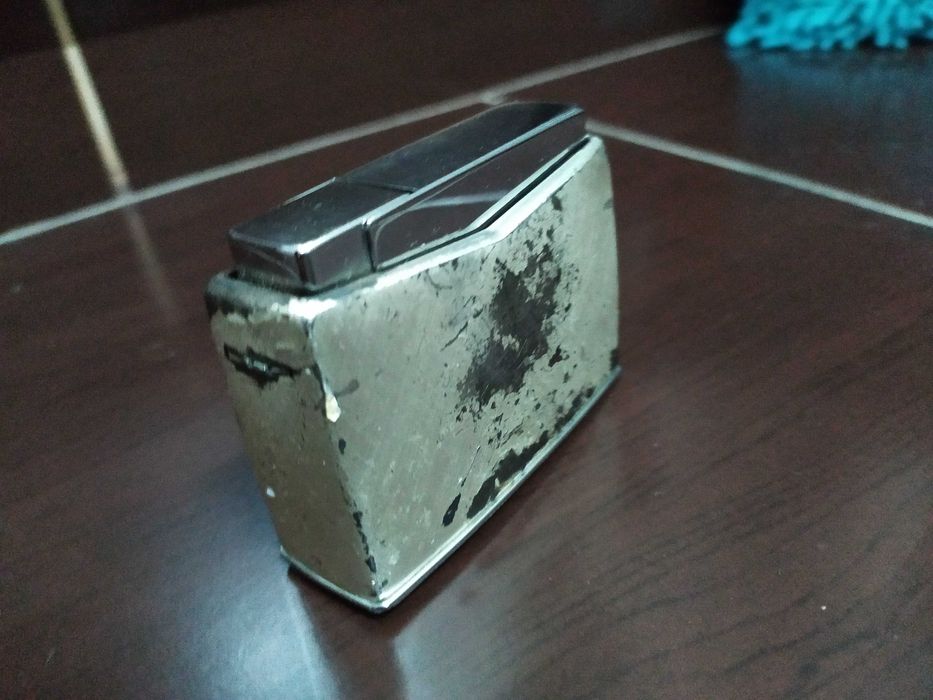 Bricheta Consul de salon