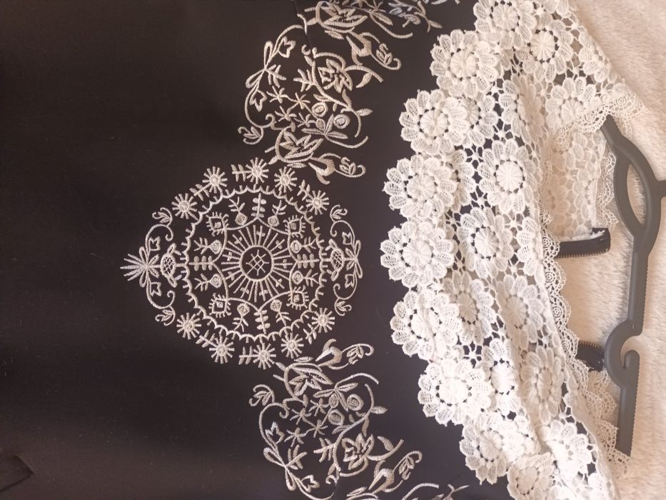 Продам платье на девушку