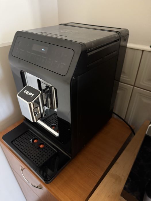 Expressor automat krups cafea EA890810 1450w 15bar