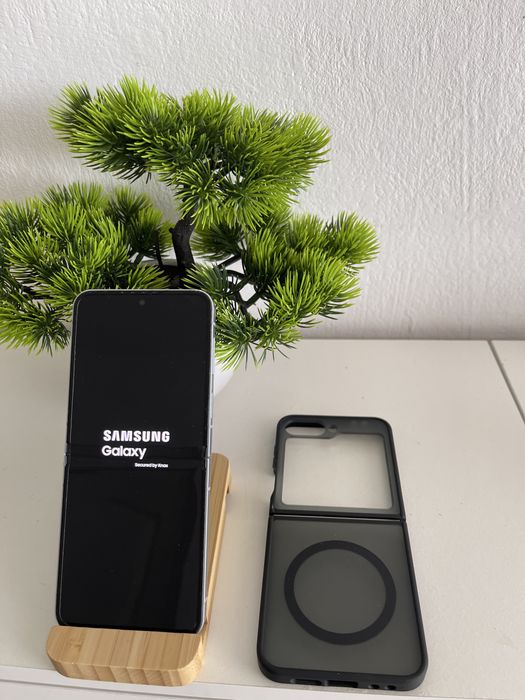 Samsung Flip 6 256Gb stare buna