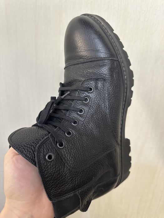 Продам зимние сапоги 5000тг