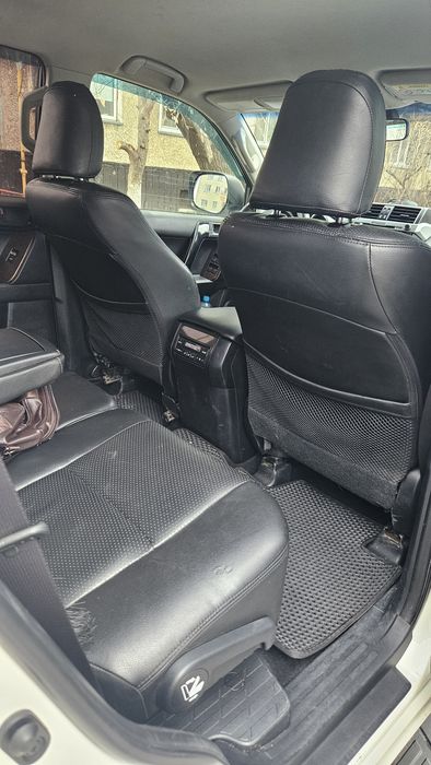 Аренда авто с водетелем