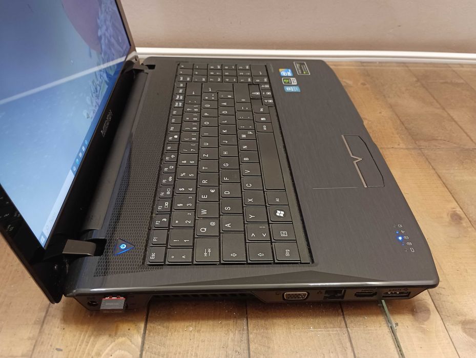 Лаптоп Medion Akoya P6622 15.6"