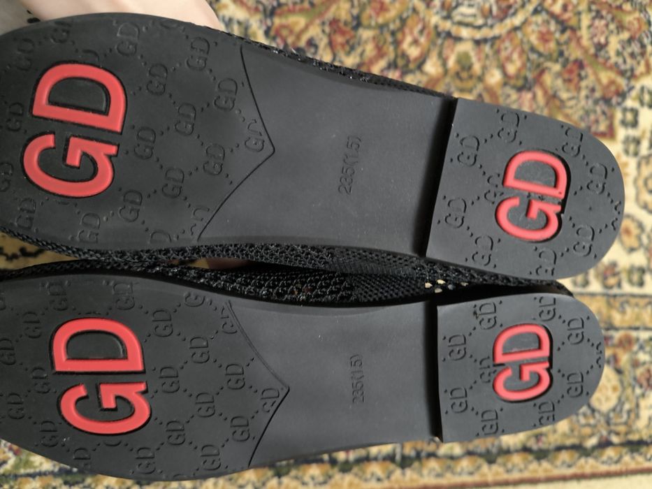 Летние босоножки туфли 23.5 см.