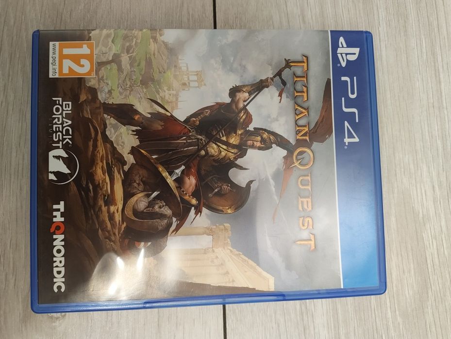 Joc pentru PS4 in stare buna.