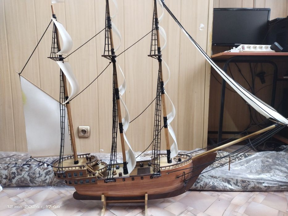 Корабль ручной работы