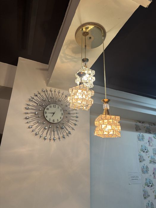 Продаю срочно . Стол