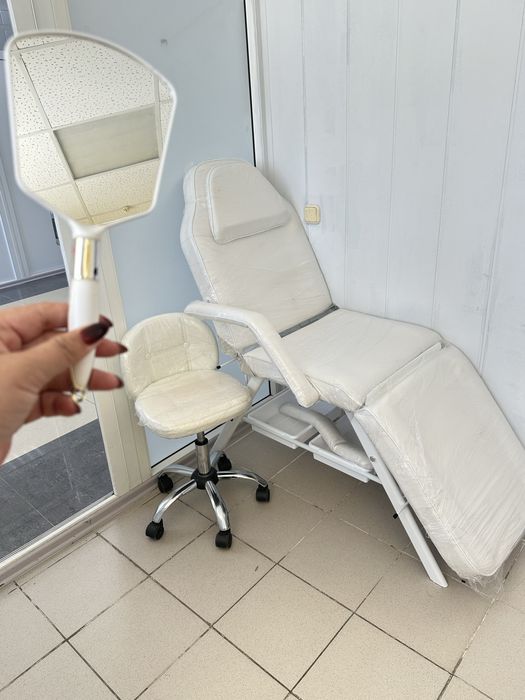 Продам кушетку почти новая