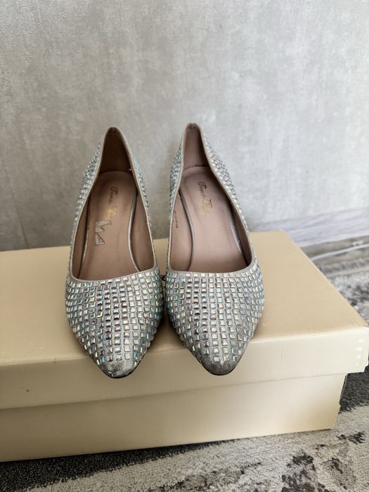 Продам свадебные туфли