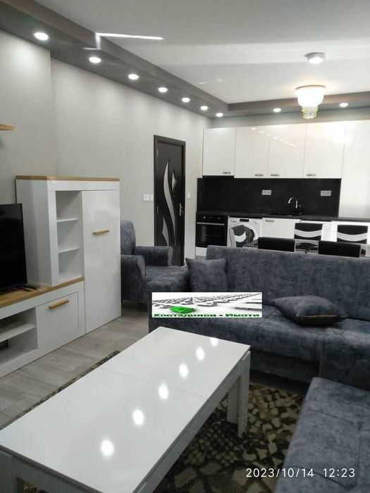 Продава се Двустаен апартамент в Пловдив, Христо Смирненски - 83 кв.м за 2049 €/кв.м - Снимка #1