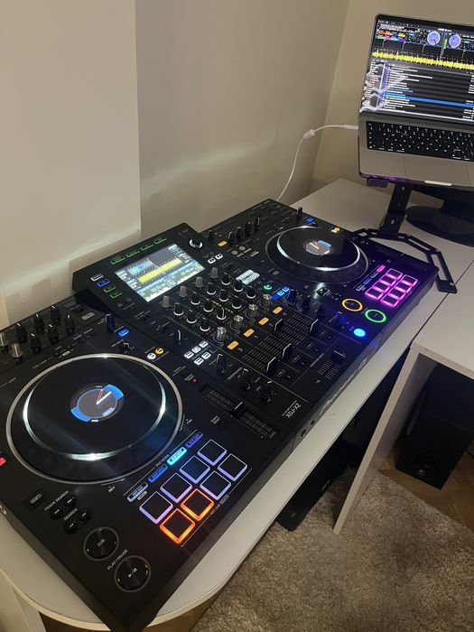 Pionner DJ XDJ-XZ контролер