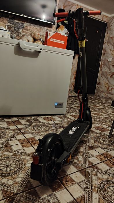Vând urgent!! Trotineta electrică busbi wasp